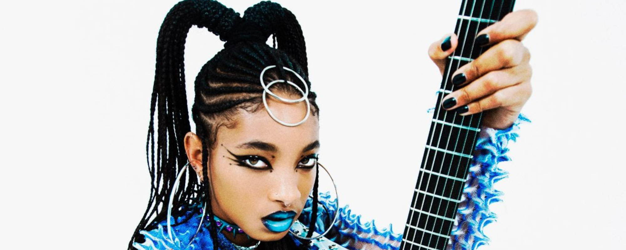 Willow Smashes a Television, Performs on ‘SNL’