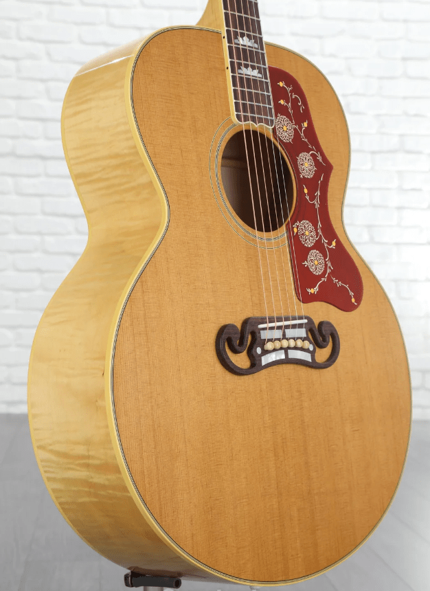 Gibson SJ-200