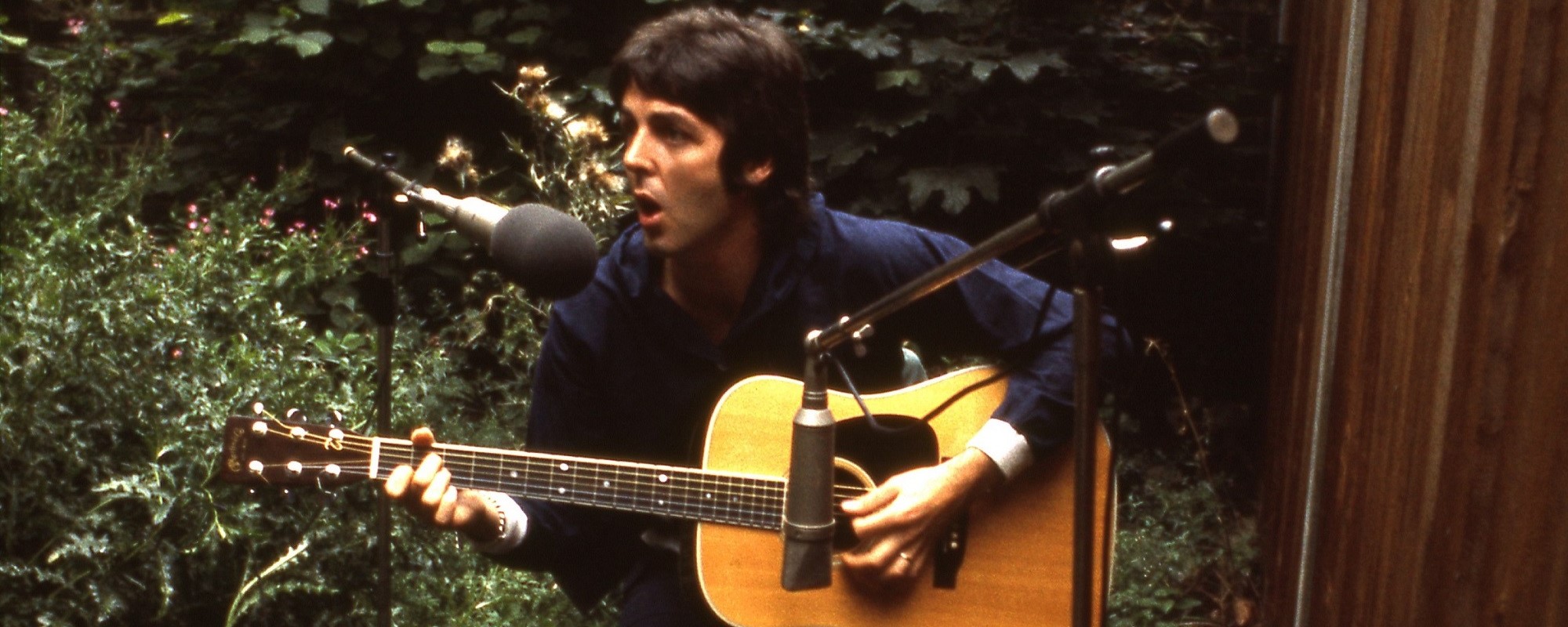 Slashing Southpaws: 5 Left-Handed Guitarists Who Rock(ed) the World