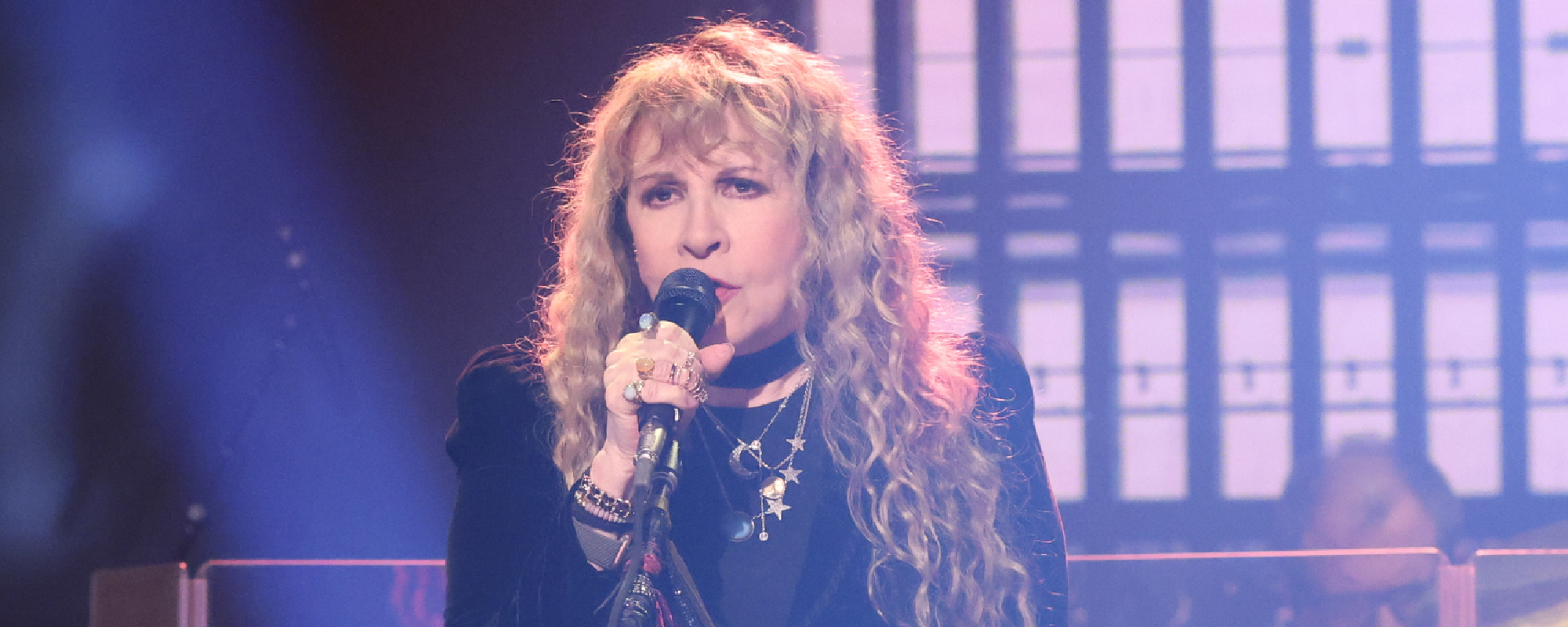 Stevie Nicks Reveals the One Person Lindsey Buckingham Wasn't Nice To: "I'm Done"