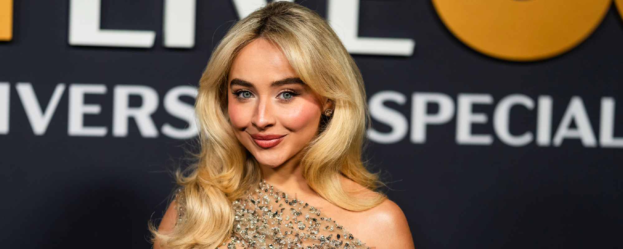 Watch Sabrina Carpenter Performing "Homeward Bound" Alongside Paul Simon on 'SNL50'