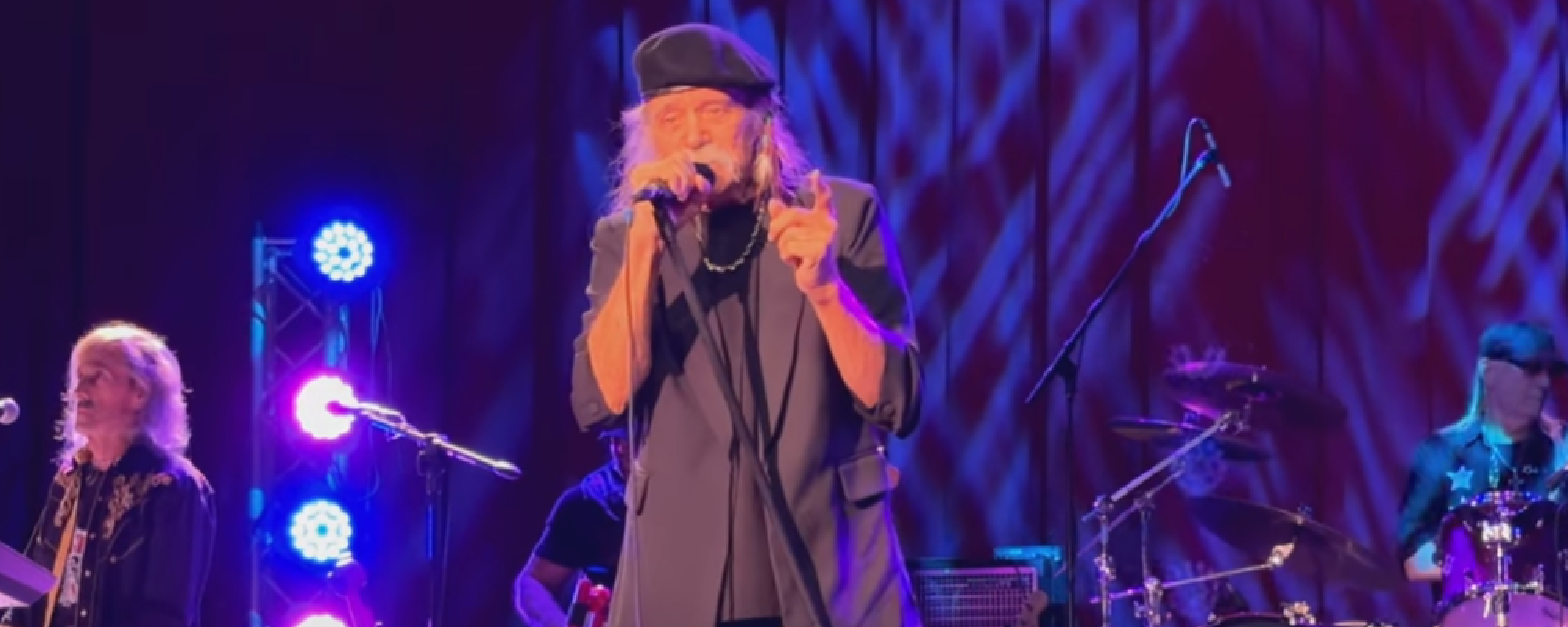 REO Speedwagon Singer Terry Luttrell Survives Car Crash After He Accidentally "Nodded Off"