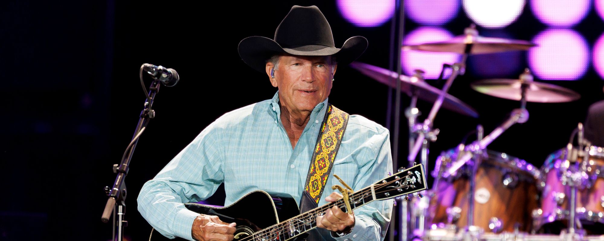 George Strait Crashes Small-Town Colorado Charity Event