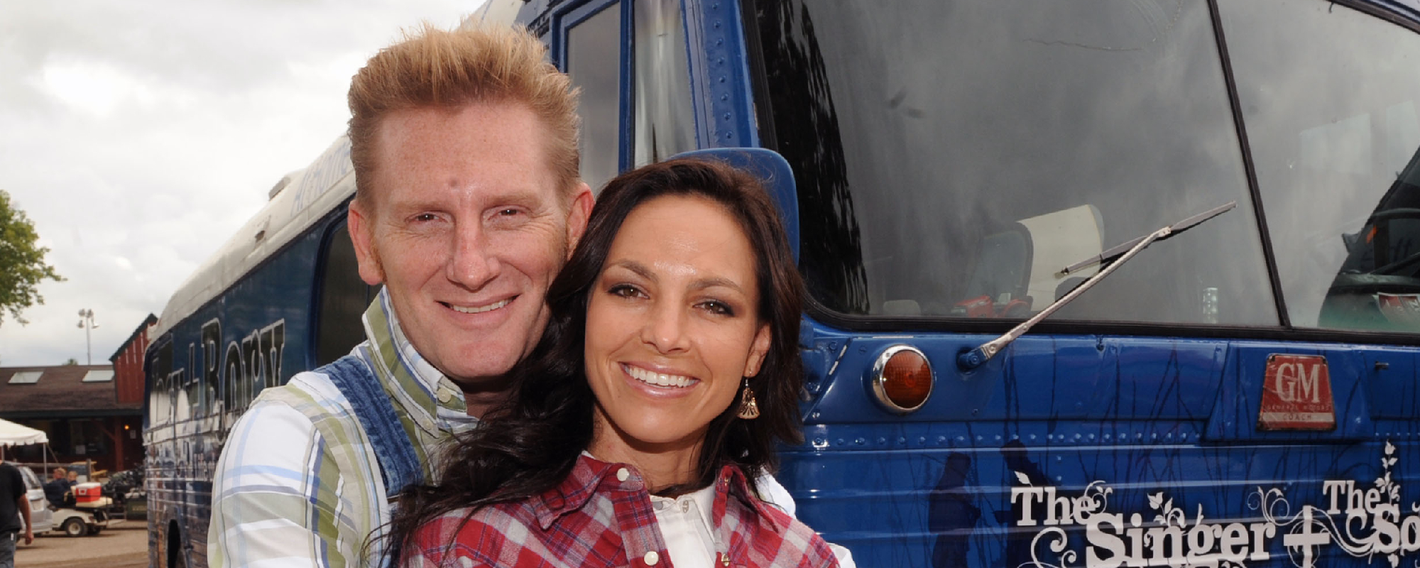 Rory Feek's Daughter Carries on Mother's Legacy With Throwback Performance of "He Touched Me"
